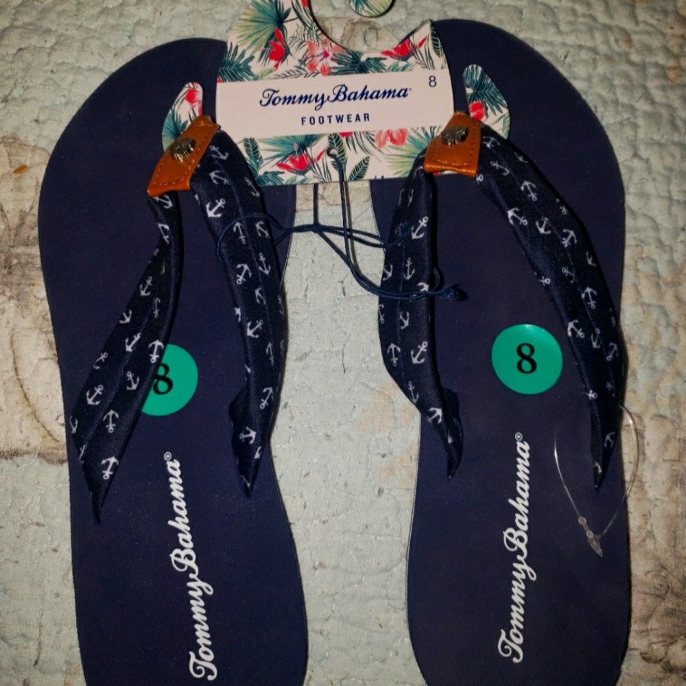 ⚓NWT TOMMY BAHAMA FLIP FLOPS⚓